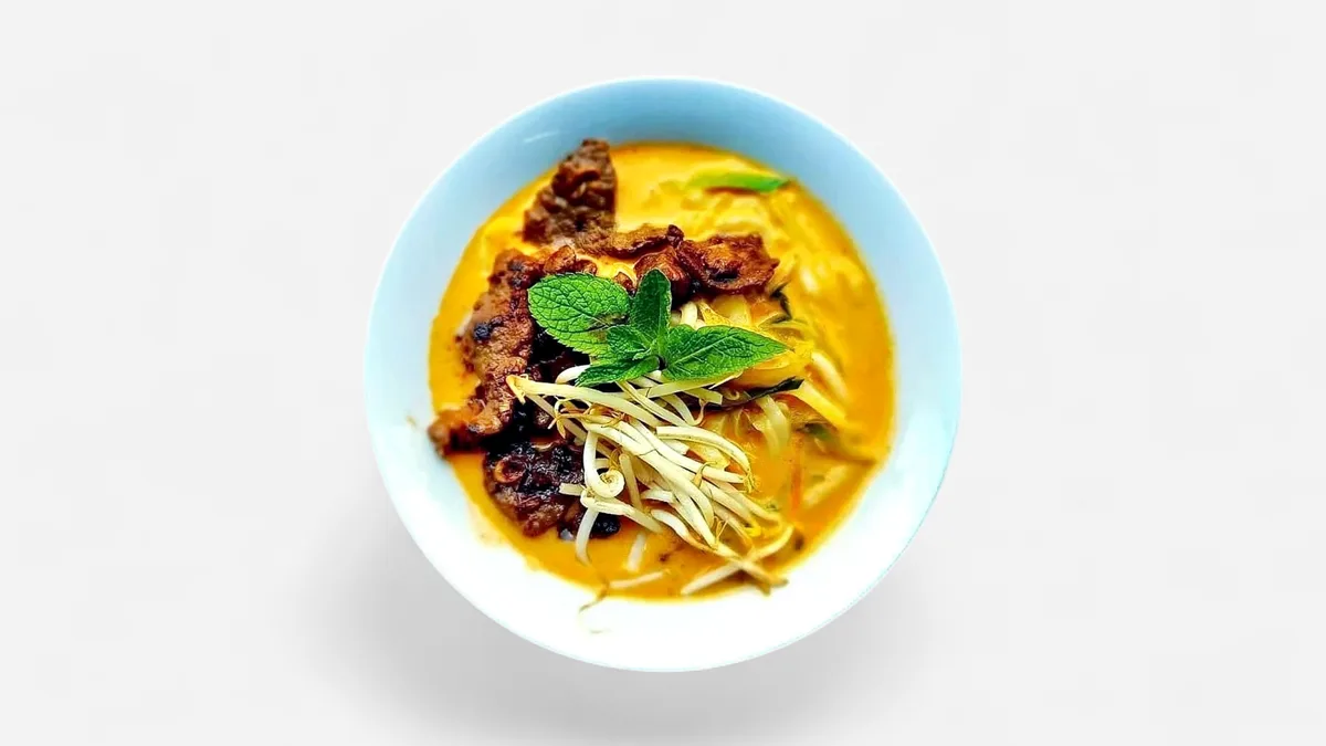 8. Tom Yum Udon