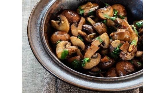 Sote de ciuperci cu morcovi