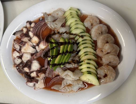 Sinaloense Snack (Botana Sinaloense)