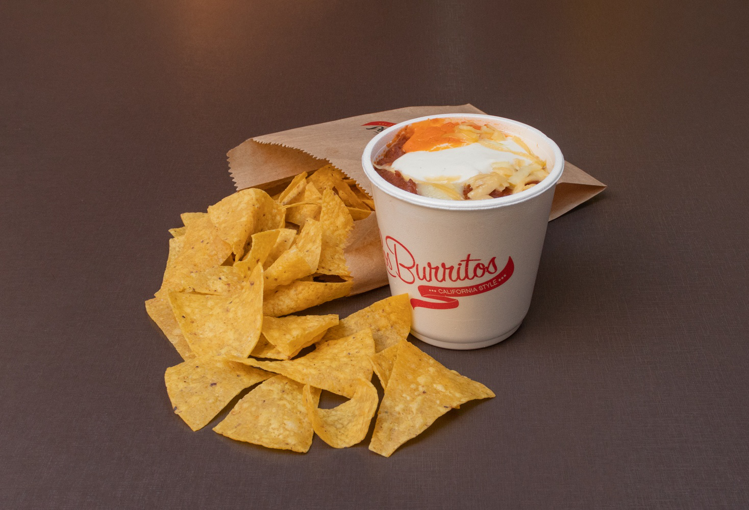 Porção de Chilli 370g com Nachos 55g