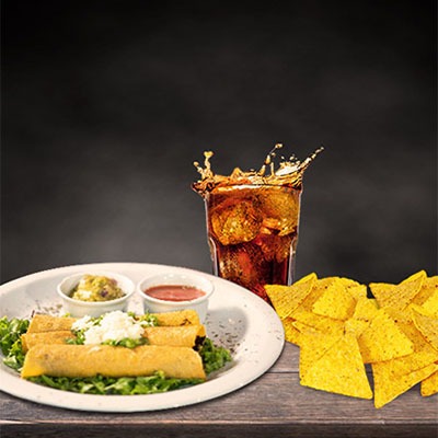 Combo 03 - Taco Pollo + Totopos G + Coca Cola