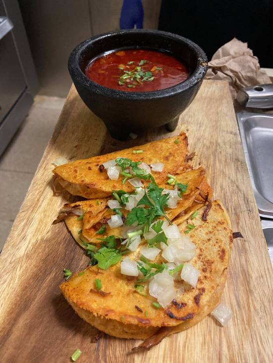Tacos de Quesa Birria