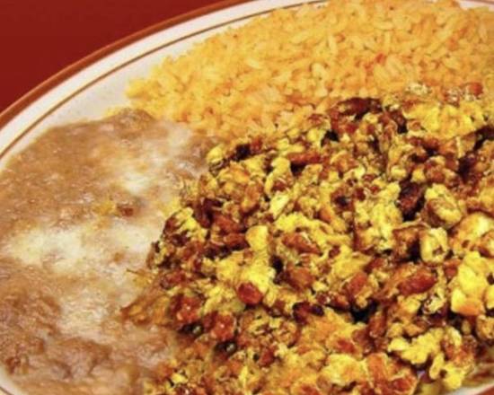 Huevos Con Chorizo