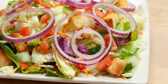 Group Garden Salad
