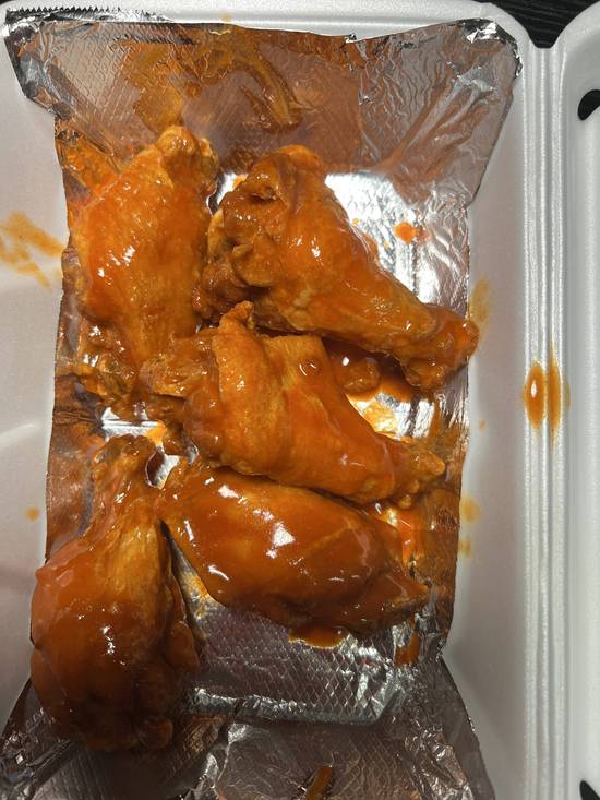 5 Pcs (Traditional OR Boneless Wings) Only