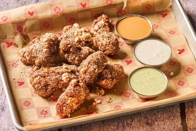 DRIPPIN' CHICKEN NUGGETS