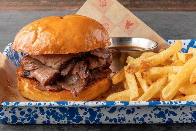LUCILLE'S BBQ TRI TIP SANDWICH