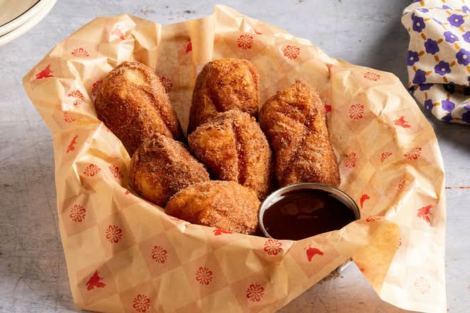 N’AWLINS-STYLE CHURRO BEIGNETS