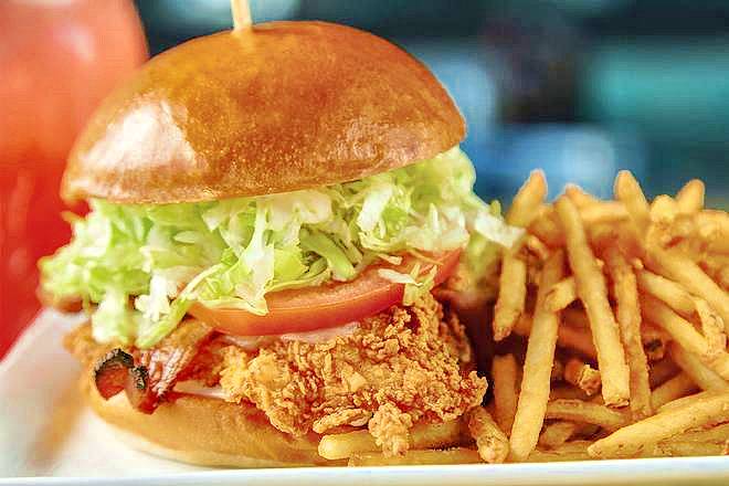SOUTHERN FRIED CHICKEN SANDWICH