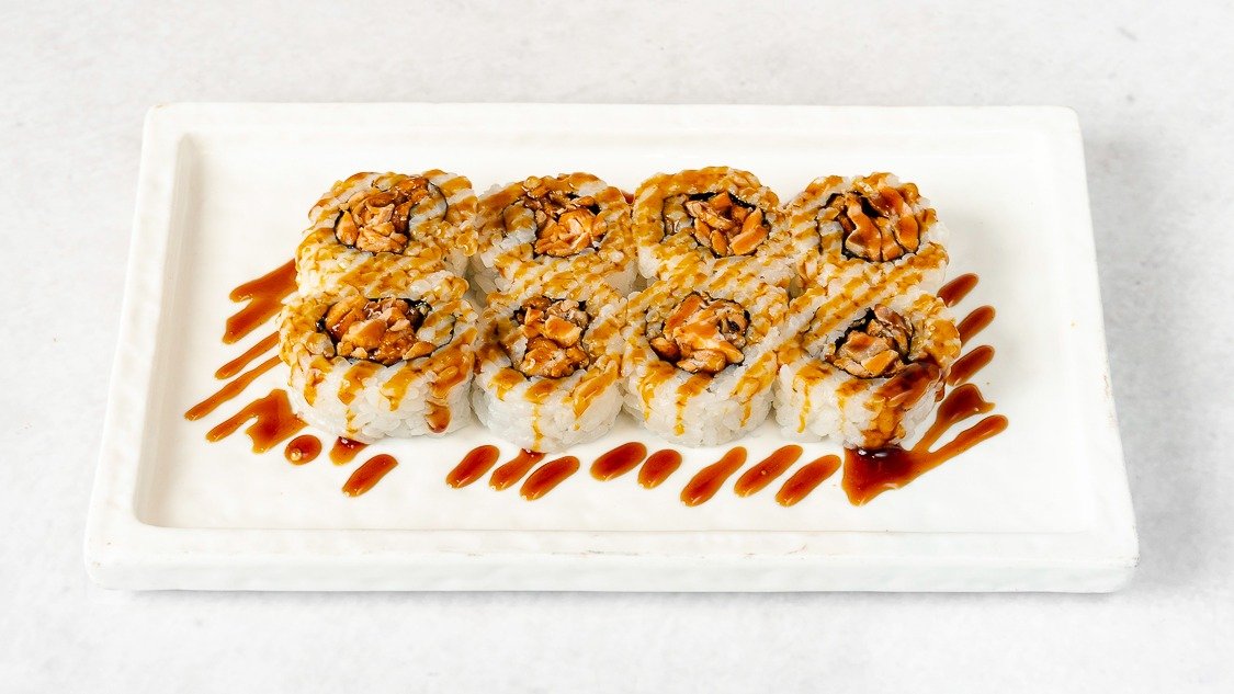 M19. Grilled tuna ali losos roll (8 kos)