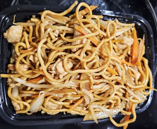 Chicken Lo Mein (Small)