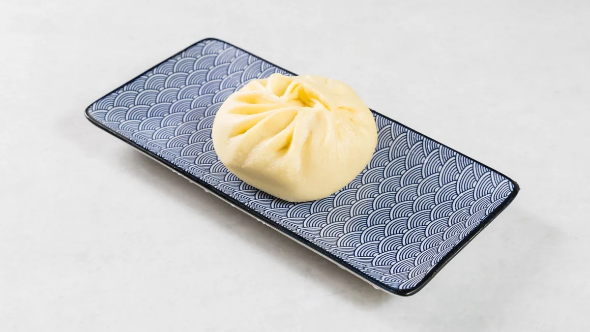 Bao Zi s svinjino (1 kos)