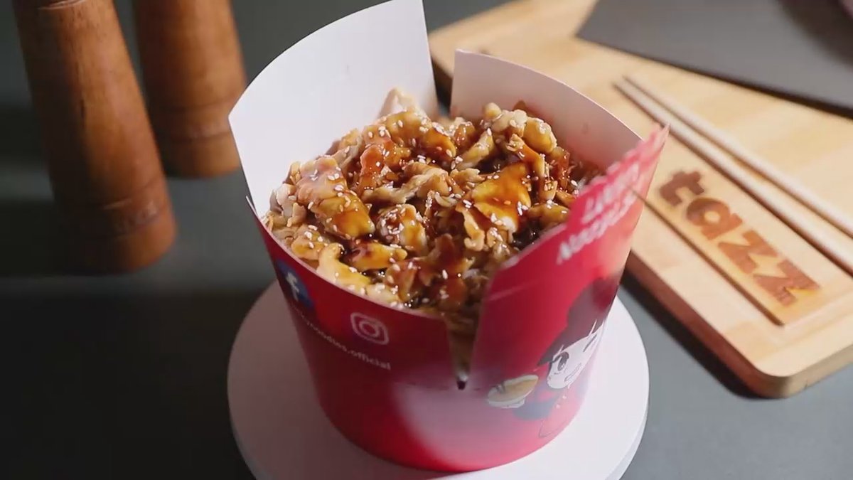 Orez cu pui și sos Teriyaki