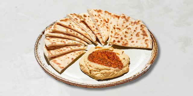 Spicy Harissa Hummus