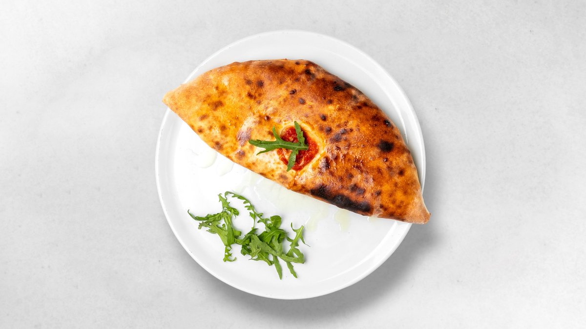 Pizza Calzone Napoletano