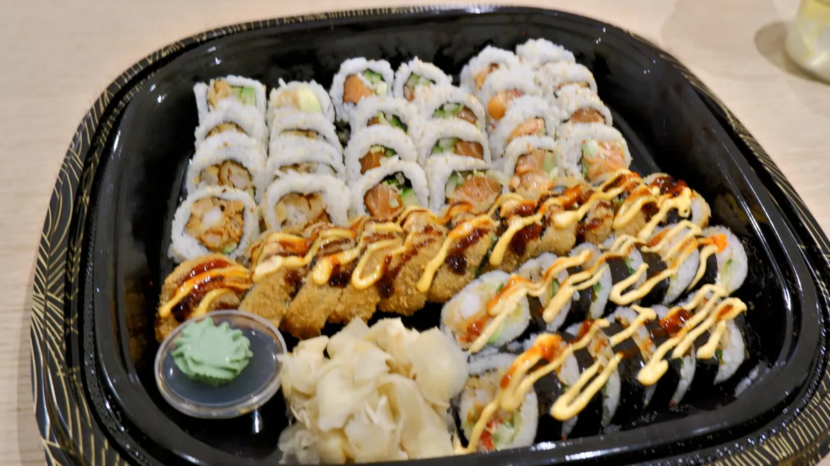 15. Maki Party