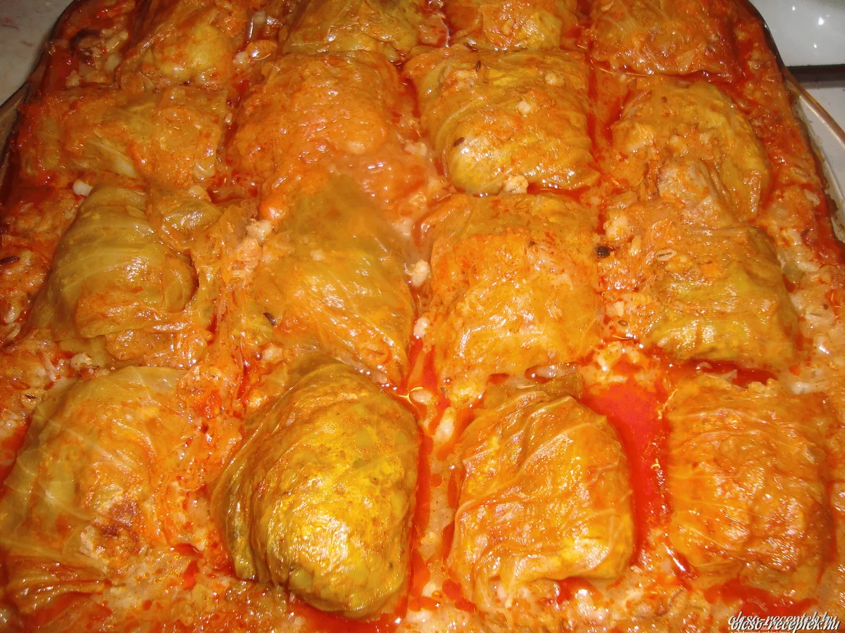 Töltött káposzta lakoma 6 töltelékkel