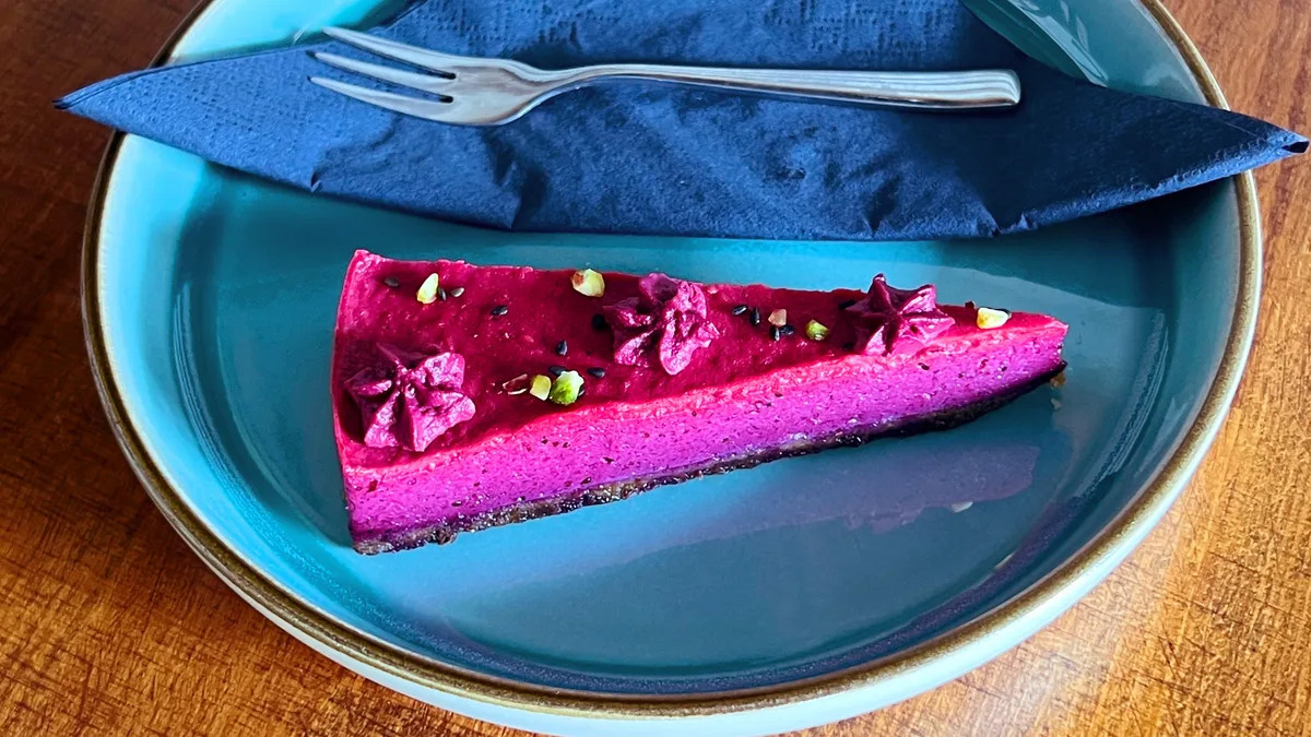 Málnás ribizlitorta (nyers) GM / Raspberry and Red Currant Cake (raw) GF