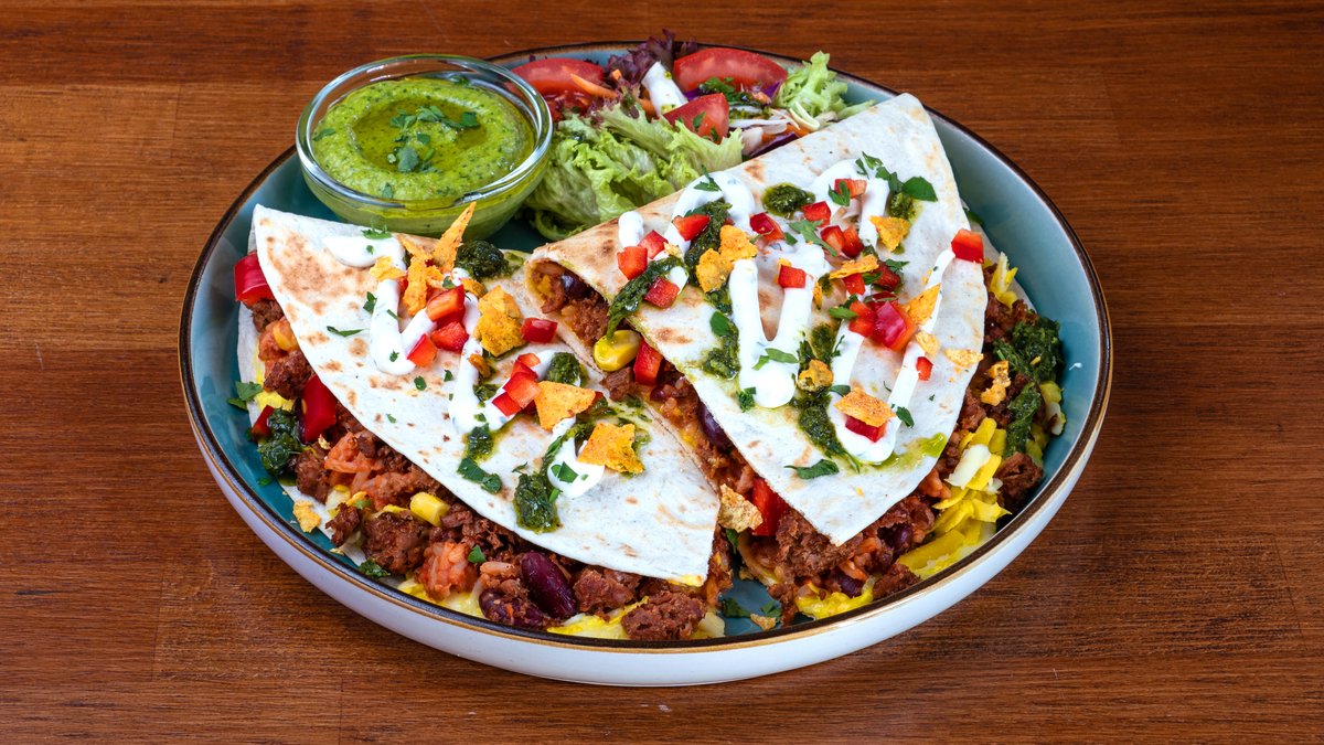 Marhajó Vegán Quesadilla  tál / Ground V-eef Quesadilla Plate