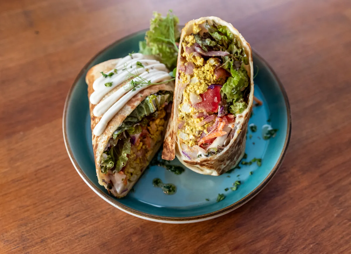Tofurántottás Tekercs / Tofu Scramble Wrap