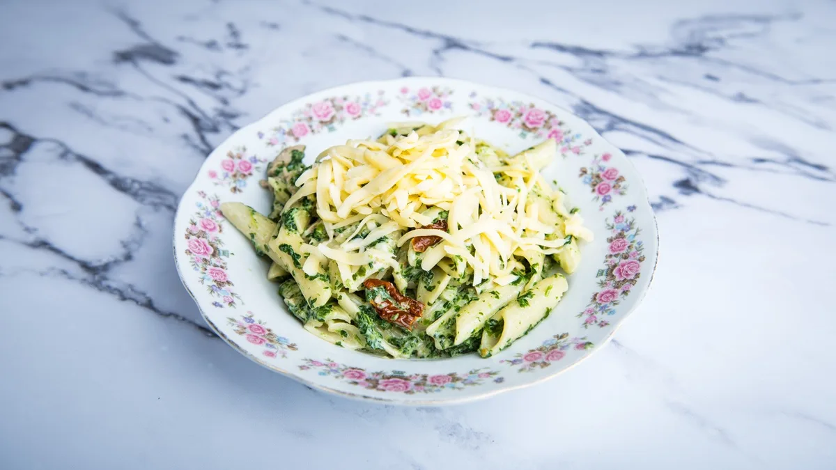 Spenótos csirkés penne