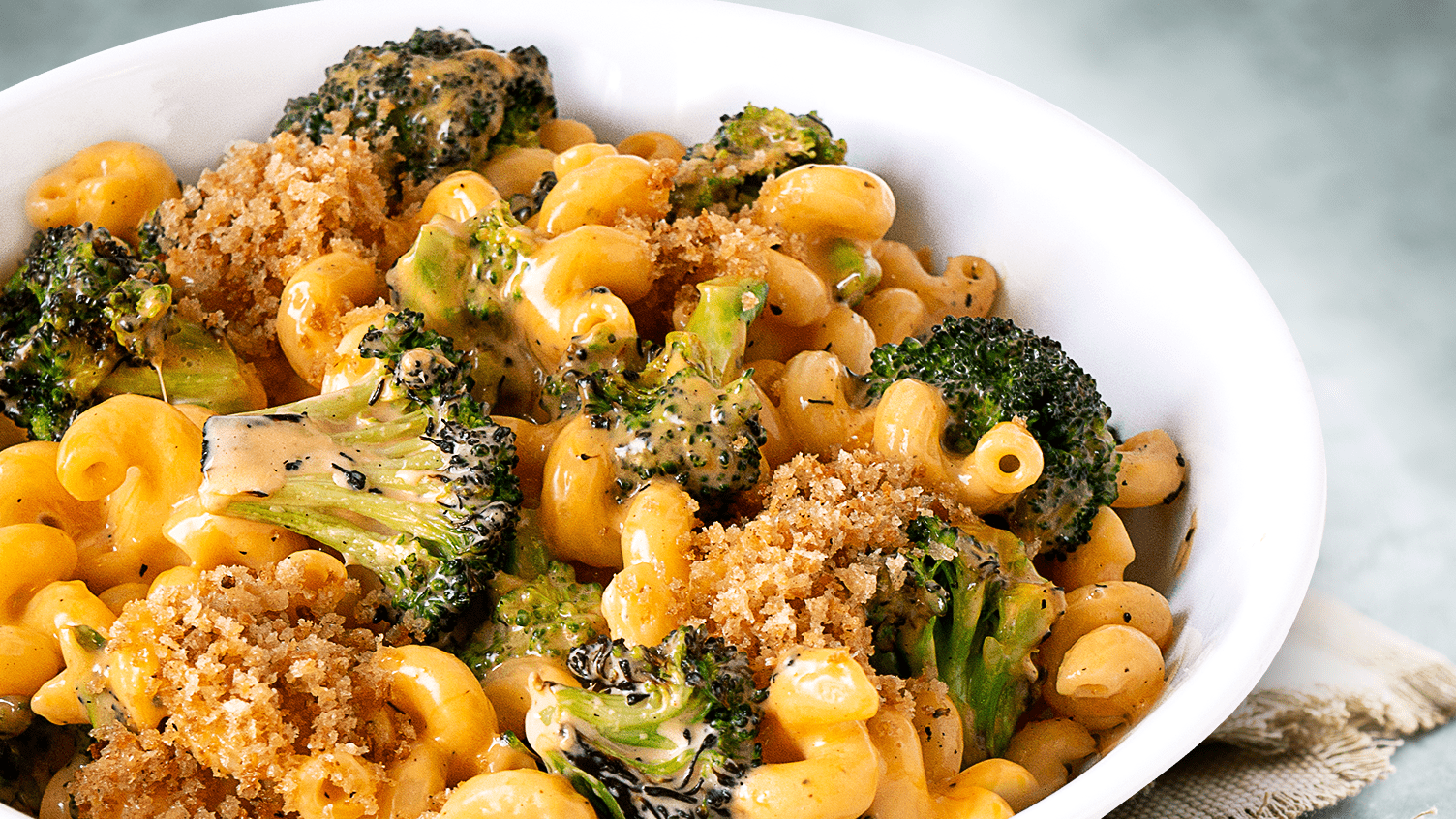 Broccoli Cheese Mac (Vegetarian)