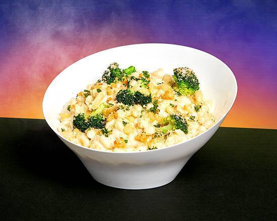 Garlic and Broccoli Mac and Cheese