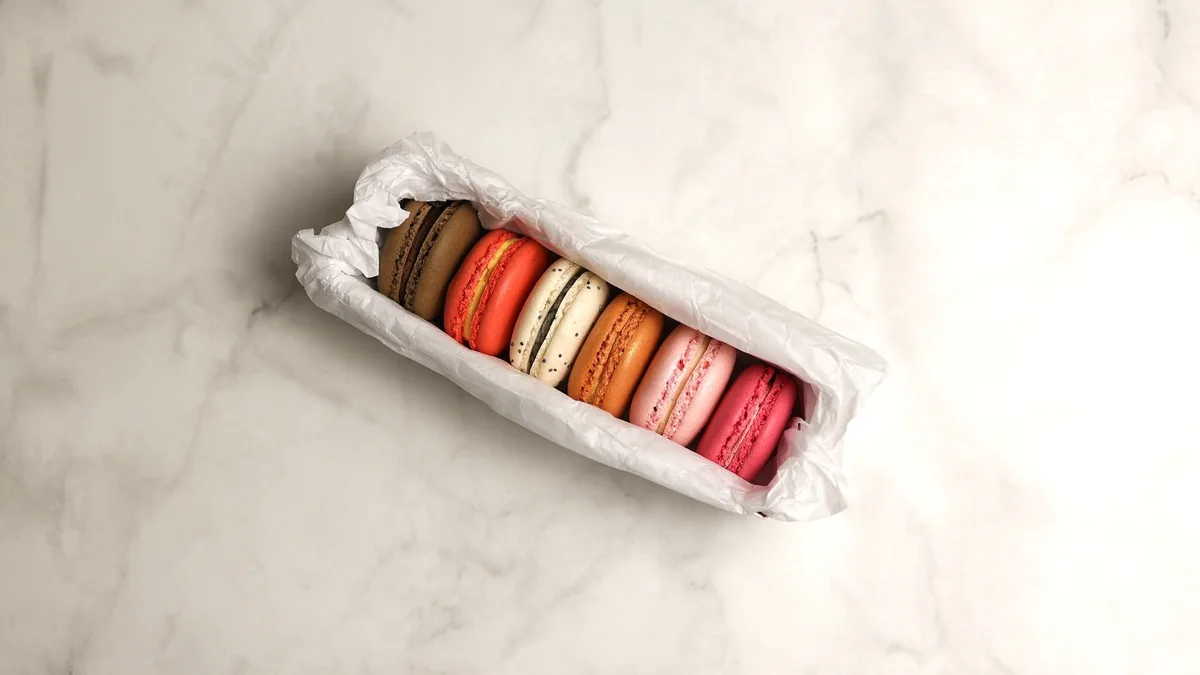 Mix Macarons Box 6ks