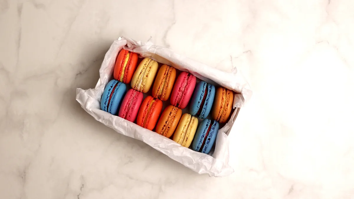 Ovocný Macarons Box 12ks