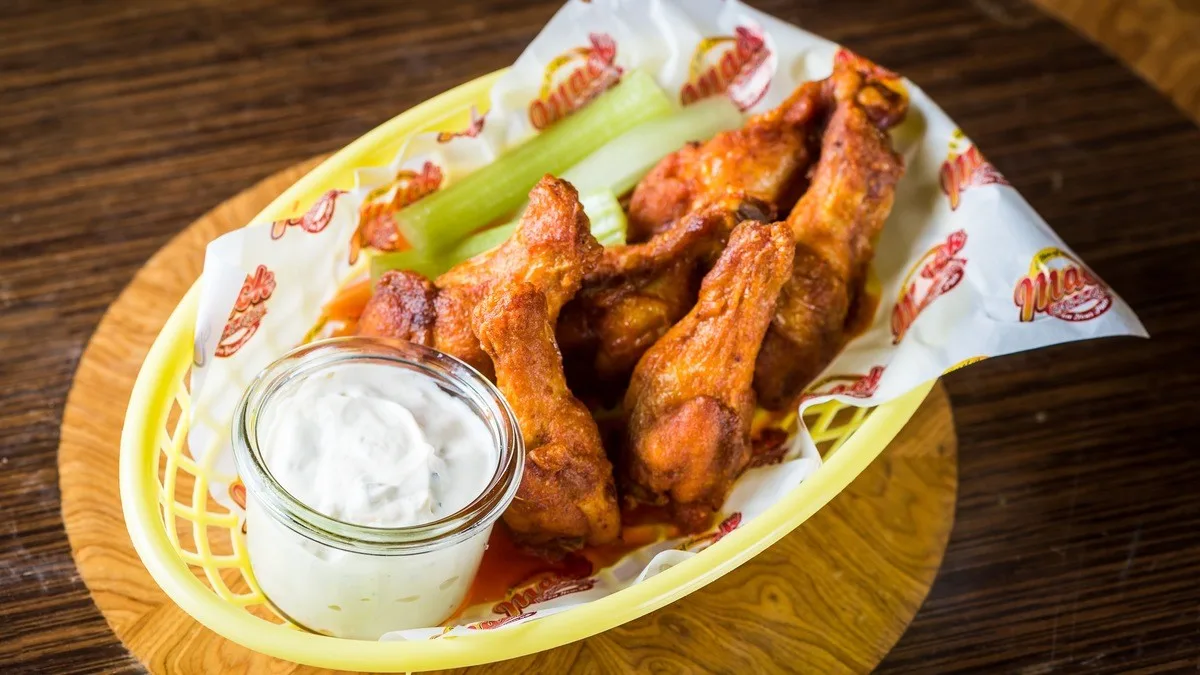 Buffalo Chicken Wings 6 tk (GF)