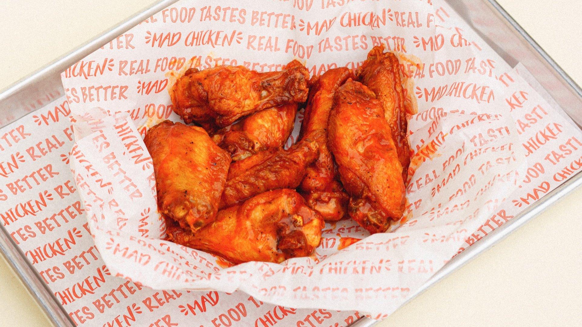 .8 TRADITIONAL WINGS