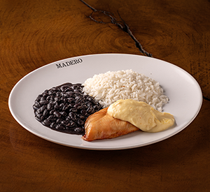 Peito De Frango Grelhado Com Feijão Pre