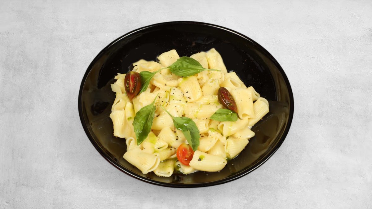 Butter Pasta with Parmesan and Black Pepper