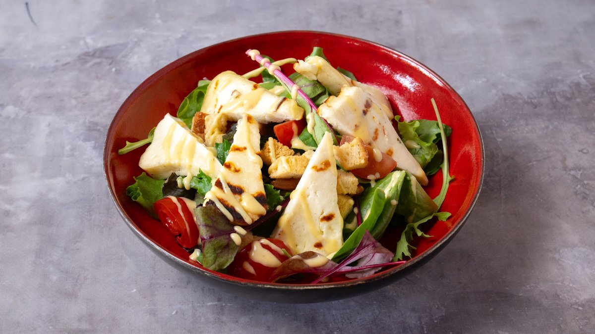 Grilled Halloumi Salad
