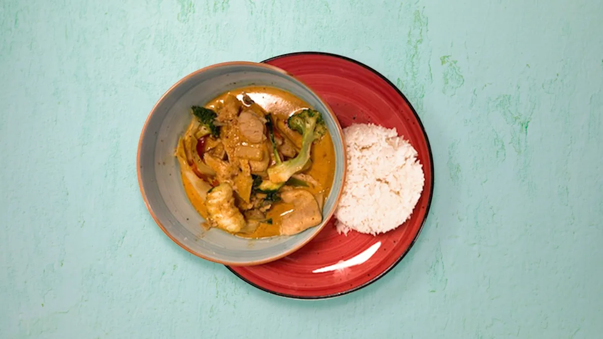 10. Mae Thai Curry