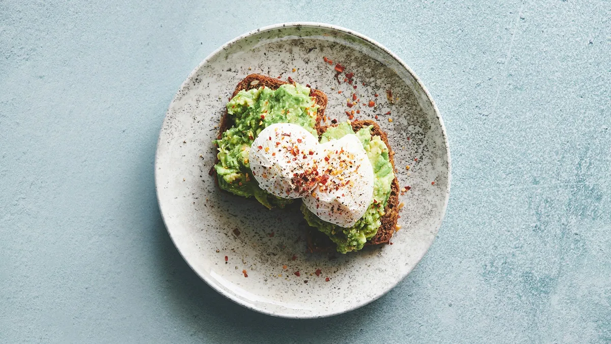 Avocado and Æg - L , V , (G)