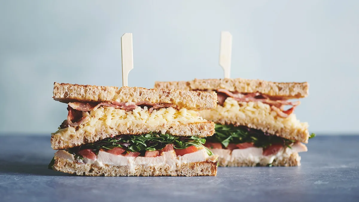 Club Sandwich - (G)