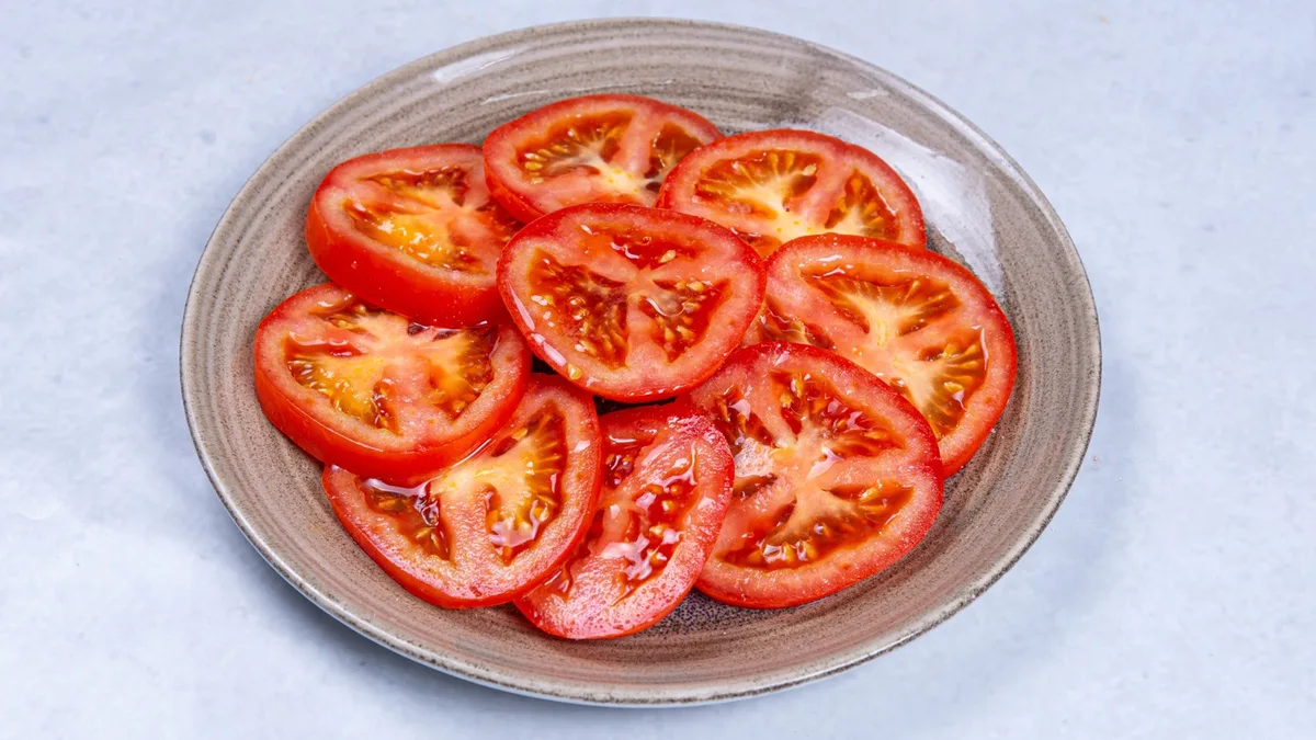 Paradajz salata