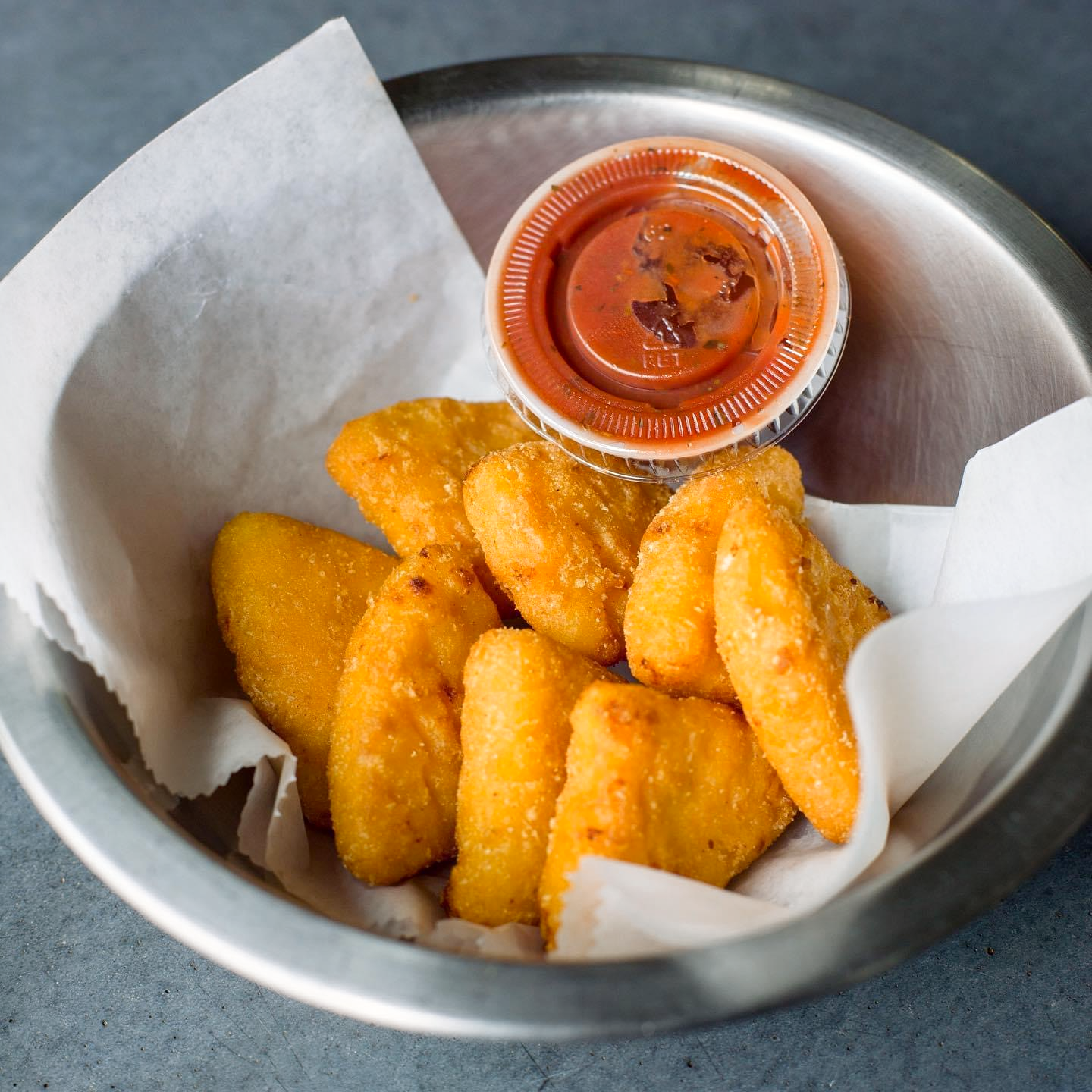 Macaroni and Cheese Wedges 8pc