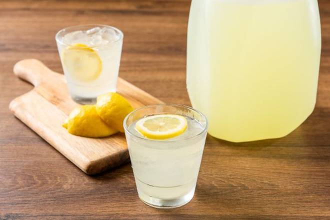 Gallon of Lemonade (Party-Size Pans & Packages)