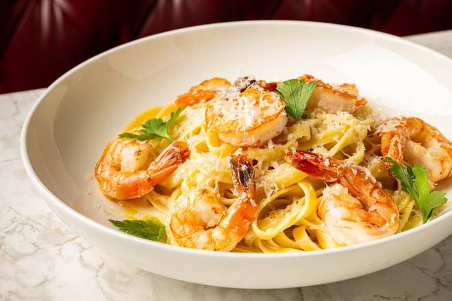 The Finest Fettuccine Alfredo with Jumbo Shrimp