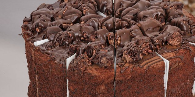 6-Layer Blackout Cake
