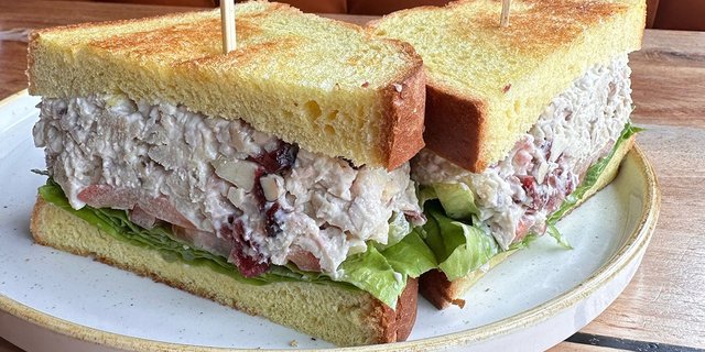 Waldorf Chicken Salad Sandwich Boxed Lunch