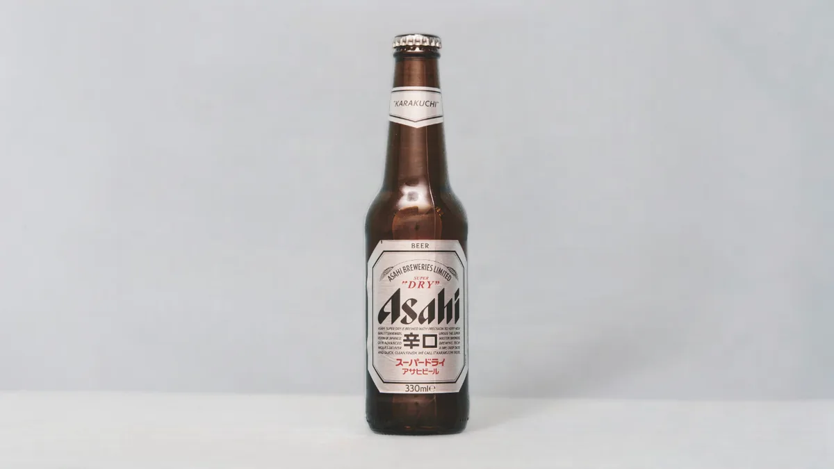 Japansk øl Asahi 5,0% 0,33 l