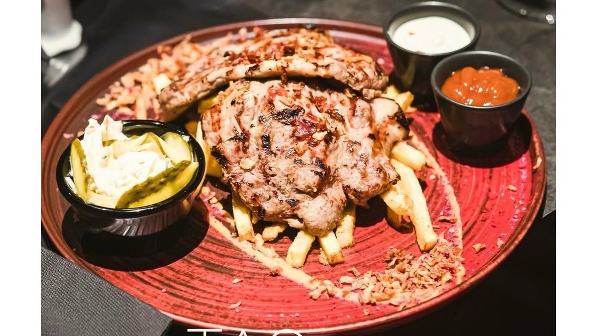 Meniu ceafă de porc