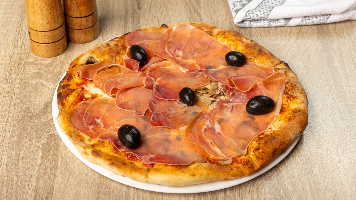 Pizza prosciutto crudo