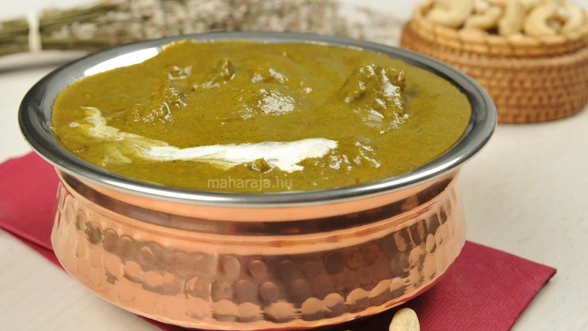 Saagwala Chicken