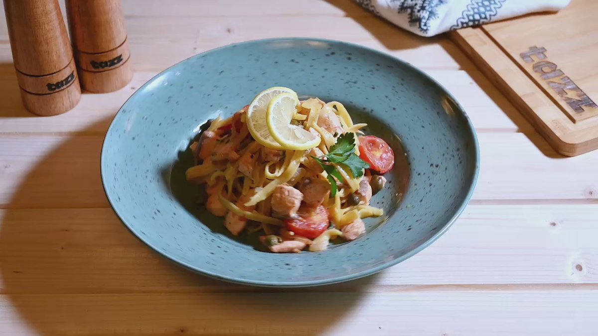 Tagliatelle cu somon