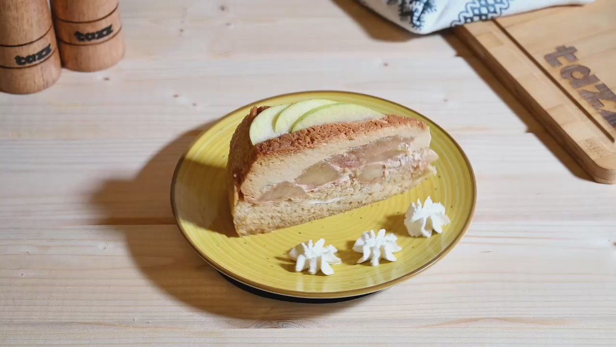 Tort de mere cu crema de zahar ars
