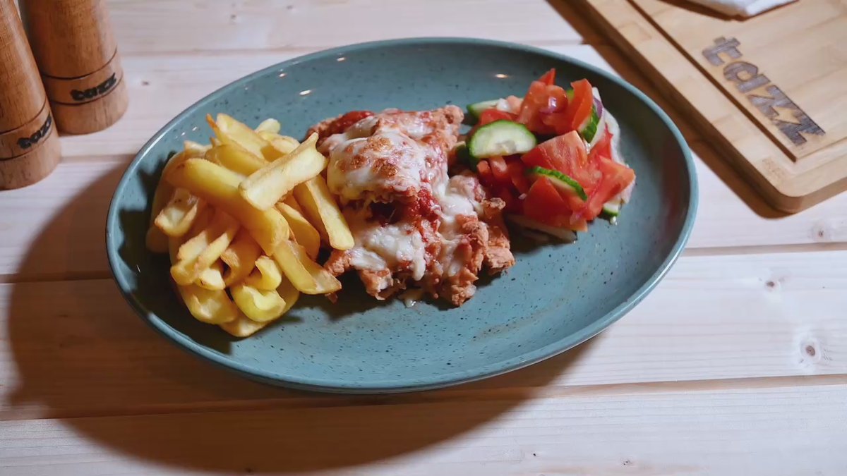 Trio combo cu pollo parmigiano